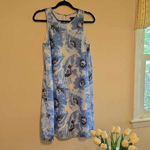 Ann Taylor Factory Blue and White Scoop Neck Sundress. It Is Fully Lined P2P 18 - Picture 1 of 4